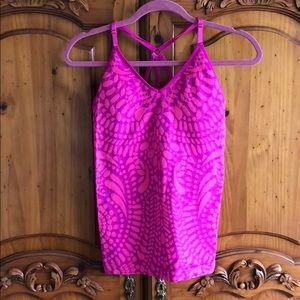 Pink patterned work out top!